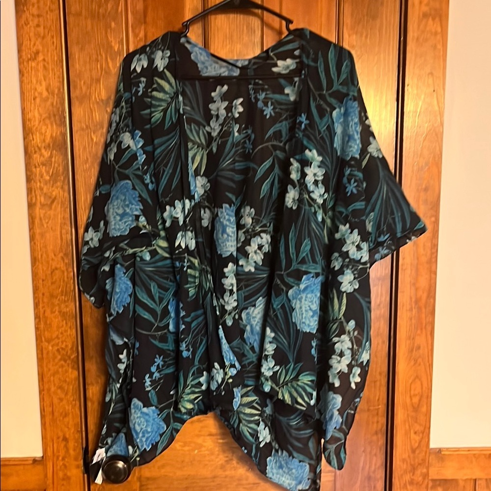 Old Navy Black and Blue Bell Sleeve Tunic